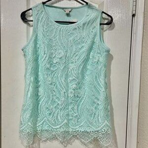 Women's Top Mint Green with Lace Accents Size Small NWT